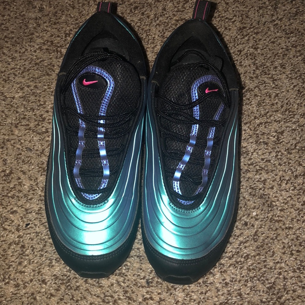 Nike air max’s 97